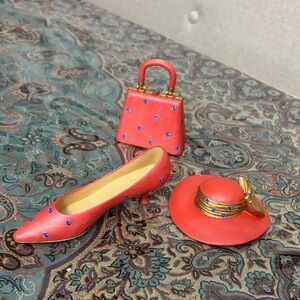 Elegant Red Women's Shoe, hat & purse with Blue Accents.